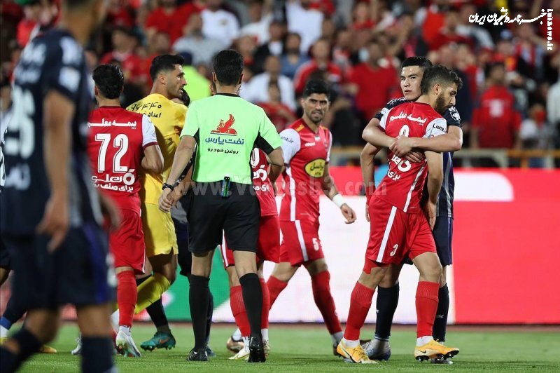 بیانیه تند وتیز استقلال درمورد صحنه جنجالی پرسپولیس مقابل پیکان/ سند آبی‌ها علیه قضاوت‌ بحث‌برانگیز بنیادی‌فر!