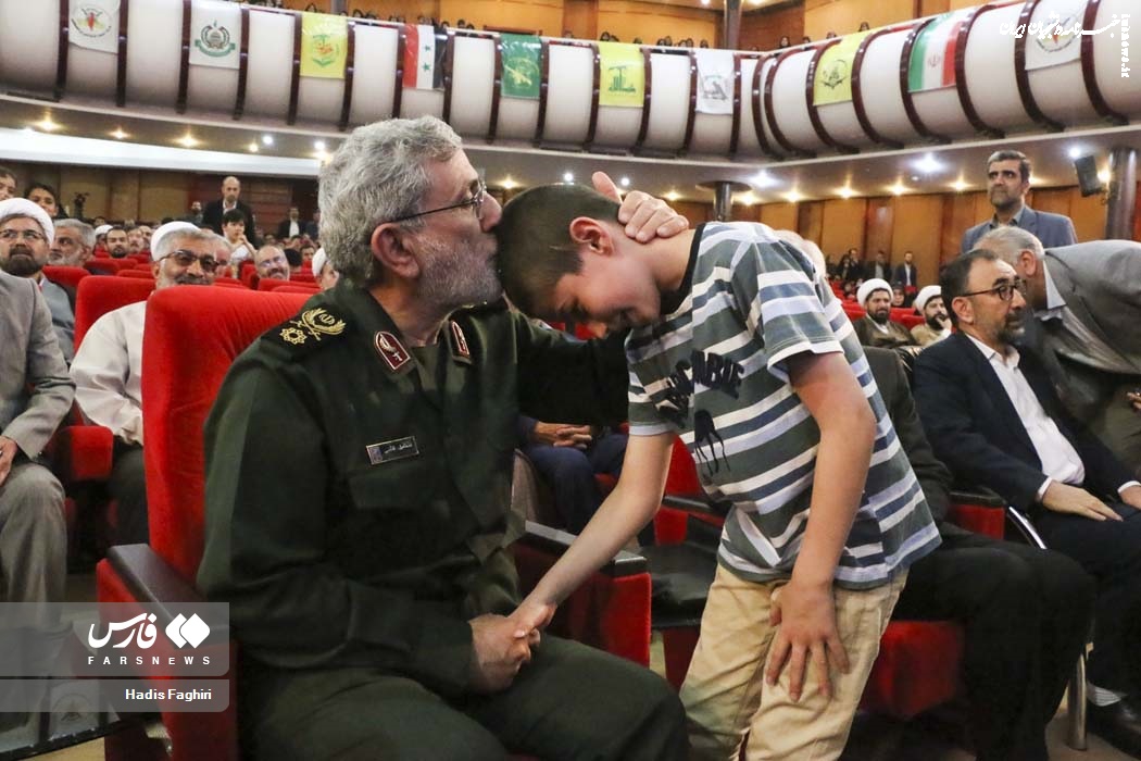 تصاویر| پاسداشت ادبیات جهاد و مقاومت در مشهد