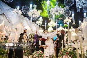 تصاویر| جشن بزرگ ازدواج دانشگاهیان دانشگاه علوم پزشکی تهران