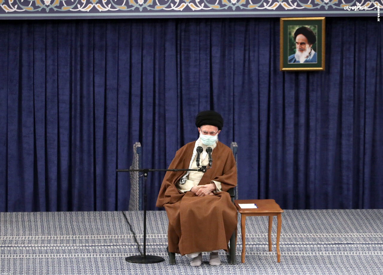 عکس| دیدار کارگزاران حج با رهبر انقلاب