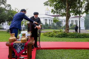 عکس| استقبال رئیس‌جمهور اندونزی از رئیسی