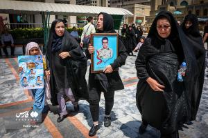 تصاویر| تشییع پیکر ۳ شهید مرزبان خراسانی در مشهد