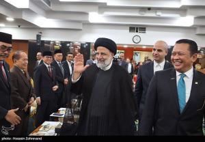 تصاویر| دیدار رئیسی با رییس مجلس مشورتی خلق اندونزی