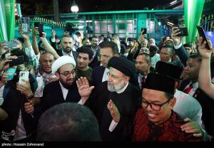 تصاویر| حضور رئیسی در مرکز اسلامی جاکارتا