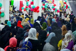 عکس| پوشش و حجاب زنان اندونزیایی مقابل رئیسی