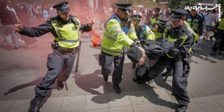 درگیری پلیس لندن با هواداران فوتبال در اطراف استادیوم ویمبلی