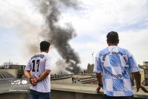 تصاویر| آتش‌سوزی انبار چسب در بازار تهران