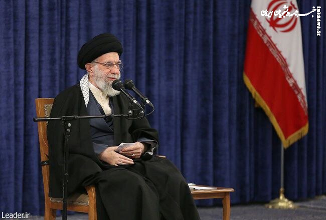 دیدار کارکنان صنعت هسته‌ای با مقام معظم رهبری