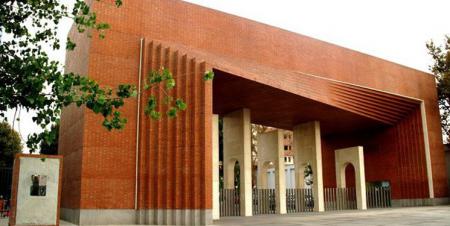 پذیرش دانشجویان شریف در مدرسه تابستانه هوافضا دانشگاه بائومان 
