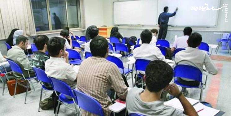 نگرانی مدیرکل دفتر آموزش عالی غیر‌دولتی از کاهش دانشجو