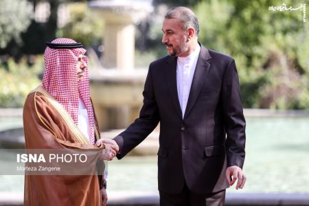  استقبال امیرعبداللهیان از وزیر خارجه عربستان در تهران +فیلم