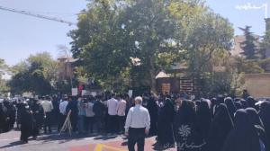 تجمع اعتراضی جلوی سفارت سوئد علیه هتک حرمت به قرآن کریم +عکس