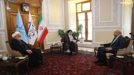 تاکید سران قوا بر تدوین قانون جامع برای عفاف و حجاب