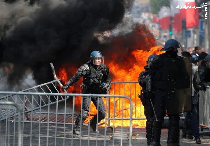 رادیو فردا: بحران فرانسه عمیق، چند بعدی و پیچیده است