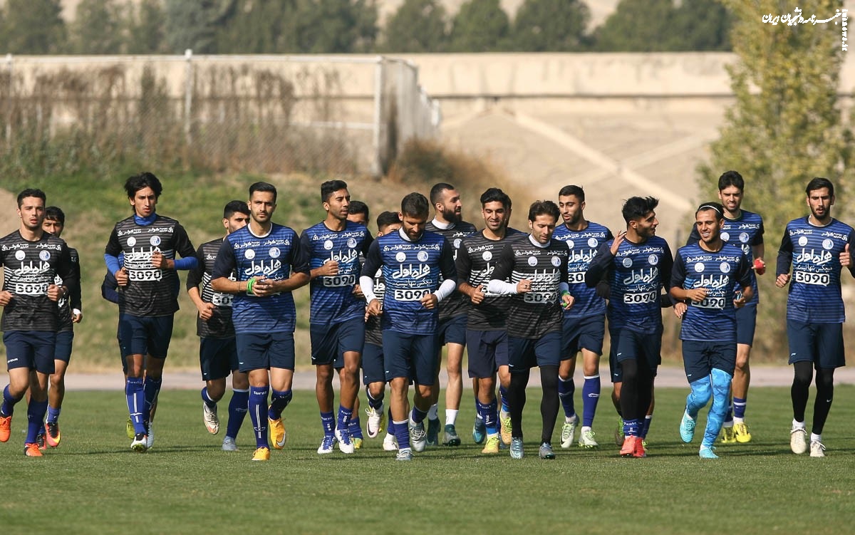 مربی استقلال ذوب آهنی می‌شود؟
