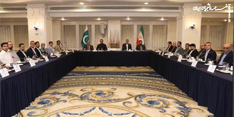 نشست مشترک وزیر ارتباطات پاکستان و کسب و کارهای نوپا ایرانی برگزار شد