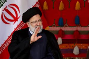 عکس| حضور رئیسی در جمع عشایر استان کهکیلویه و بویراحمد