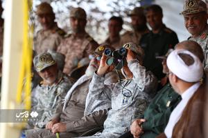 تصاویر| بازدید سرلشکر باقری از یگان‌های رزمی قرارگاه عاشورای نیروی زمینی سپاه