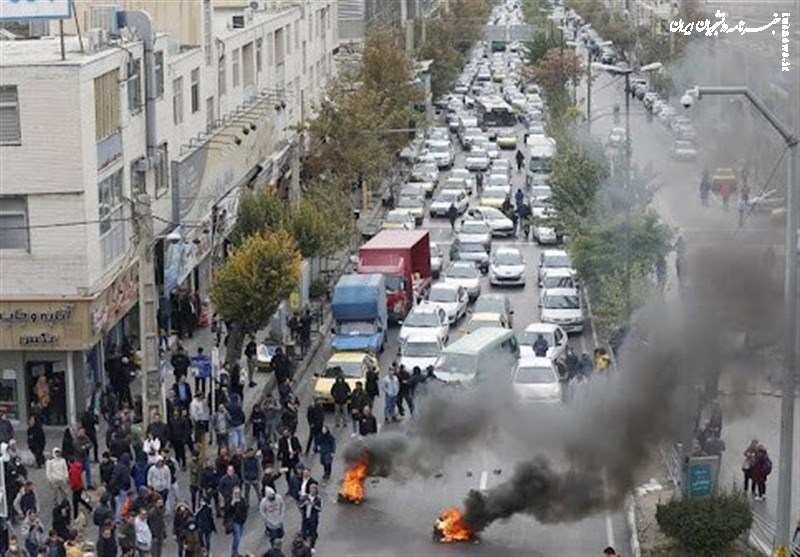 گفت و شنود/ آب هویج داری؟!