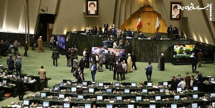 اجازه ندهید کارشکنی‌ها مانع اجرای قانون تسهیل صدور مجوزهای کسب‌وکار شود
