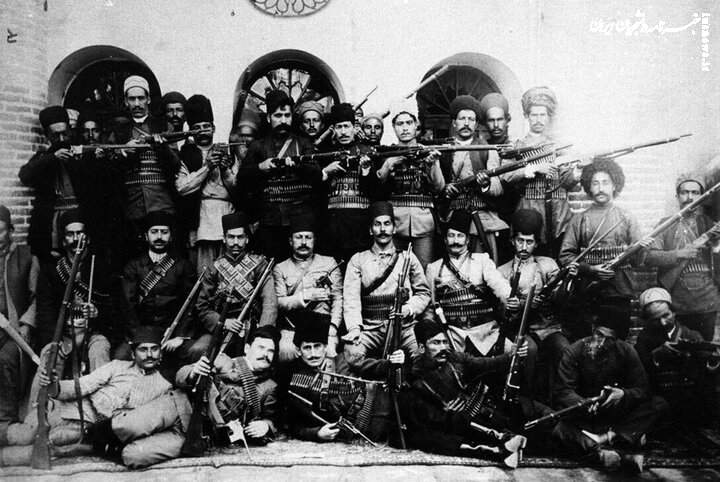 نمایش اسناد مشروطه در کاخ گلستان