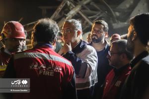 تصاویر|  عملیات آواربرداری ریزش ساختمان در جنوب تهران 