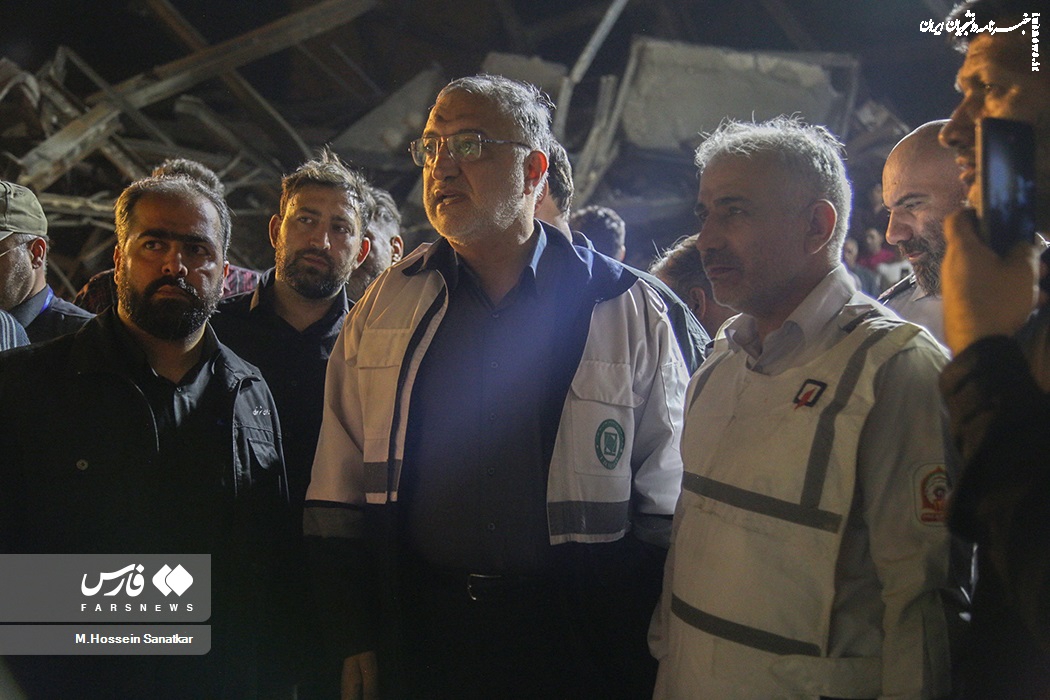 تصاویر|  عملیات آواربرداری ریزش ساختمان در جنوب تهران 