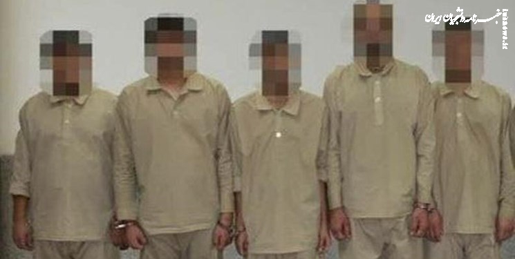  حکم اعدام ۵ متجاوز به عنف در شهرستان مرند اجرا شد 