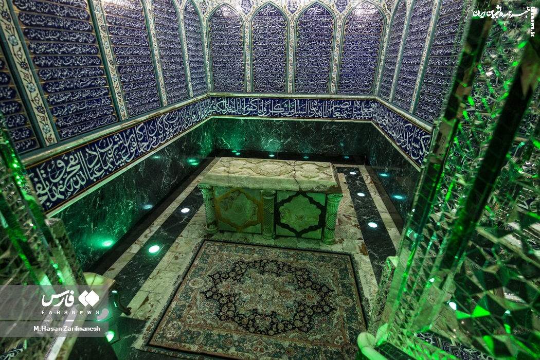 تصاویر| غبار روبی ضریح امامزاده صالح(ع)