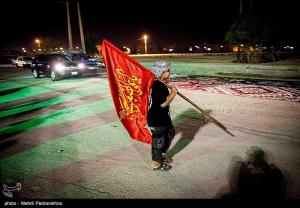 تصاویر| حرکت کاروان پیاده‌روی عشاق الحسین (ع) از سربندر استان خوزستان