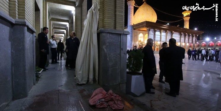 جدیدترین دیوارنگاره میدان ولیعصر(عج) پس از حمله تروریستی شاهچراغ(ع)