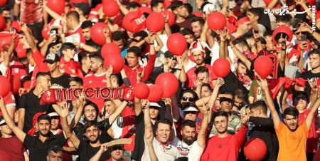 حاشیه فوتبالی| از بی اعتنایی یک پرسپولیسی به گل محمدی تا شوخی مدافع تراکتور با داور