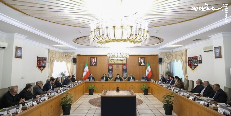 رئیسی: نظام بانکی به مسئولیت‌های خود برای حل مسائل مردم عمل کند