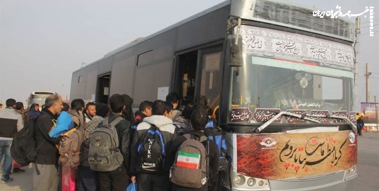 ۱۰۶ هزار خودرو در مرز مهران/  سهم ۲۵ درصدی ناوگان حمل‌‌ونقل‌عمومی جاده‌ای در اعزام زوار به پایانه‌های مرزی‌ 