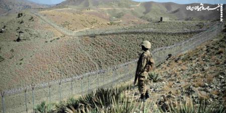 ۹ سرباز در پاکستان بر اثر حمله انتحاری کشته شدند