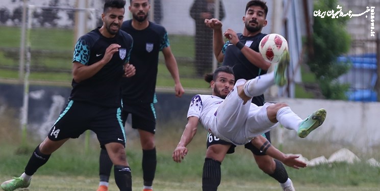 زرینچه لیگ یک را با برد شروع کرد