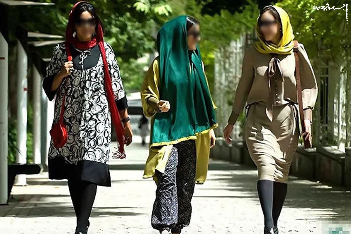 مسئله‌ی پوشش زن ایرانی/ آغاز روند فرنگی مآبی پوشاک در ایران از کی آغاز شد؟