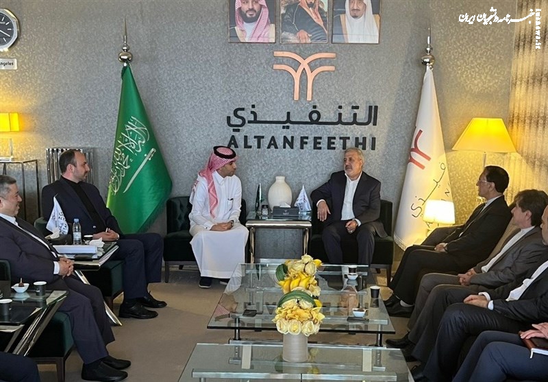  سفیر ایران در عربستان وارد ریاض شد 