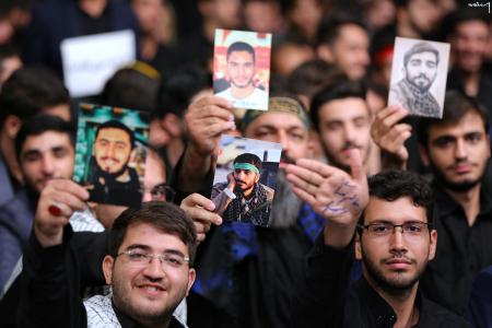 مراسم عزاداری اربعین حسینی با حضور هیئت‌های دانشجویی در محضر رهبر انقلاب +عکس