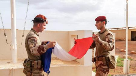فرانسه برای حمله نظامی به این کشور آماده می‌شود