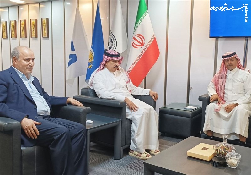  دیدار تاج با سفیر عربستان 