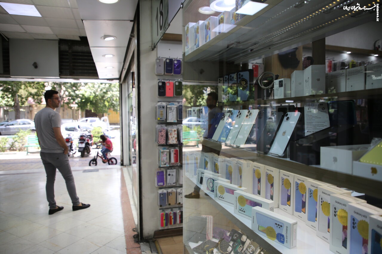 آیفون ۱۵ وارد می‌ شود؟ 