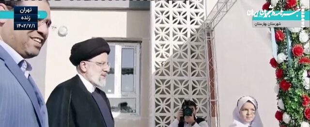 رئیسی در مراسم آغاز سال تحصیلی: آینده‌ کشور در مدارس در حال ساخته شدن است