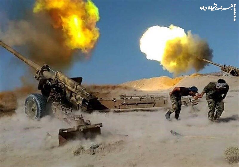 حمله توپخانه‌ای ارتش سوریه به مواضع تروریستها در لاذقیه/ سرنگونی یک پهپاد در حماه