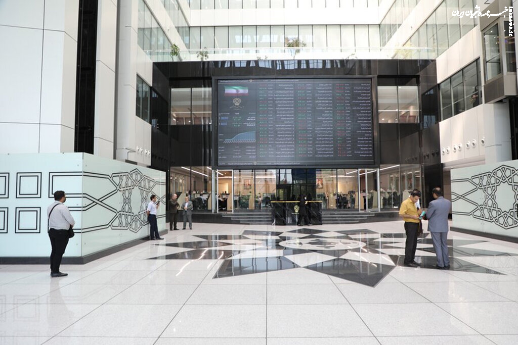 چراغ بورس بازهم قرمز ماند/  کاهش ۱۷ هزار و ۳۳۱ واحدی شاخص کل