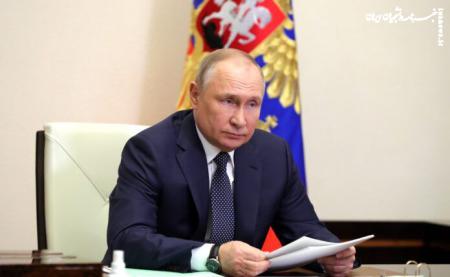 پوتین: روس‌اتم در حال ساخت سلاح‌های هسته‌ای پیشرفته است
