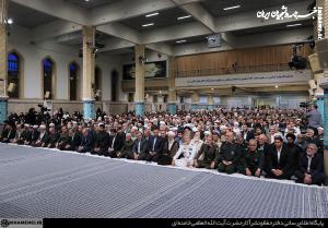 عکس| دیدار مسئولان نظام، سفرای کشور‌های اسلامی و میهمانان کنفرانس وحدت با رهبر انقلاب