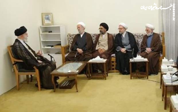 دیدار مسئولان همایش آیت‌الله ناصری با رهبر انقلاب