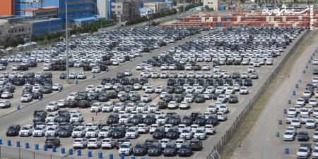 تأخیر در تحویل ۱۹۷۰۰ خودرو ایران‌خودرو به دلیل اختلاف با یک صندوق دولتی 