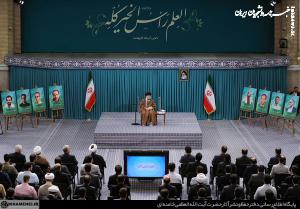 دیدار جمعی از نخبگان و استعدادهای برتر علمی با رهبر انقلاب +عکس